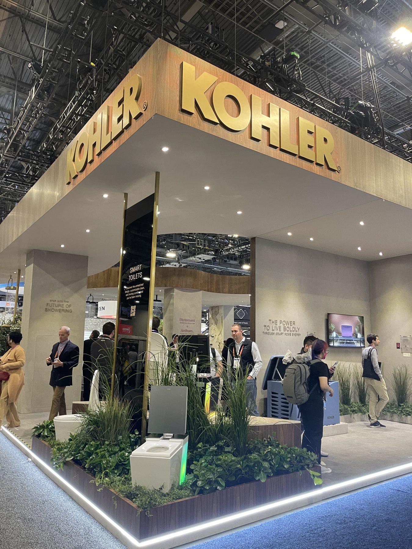 Plant-lined Kohler tradeshow booth, CES