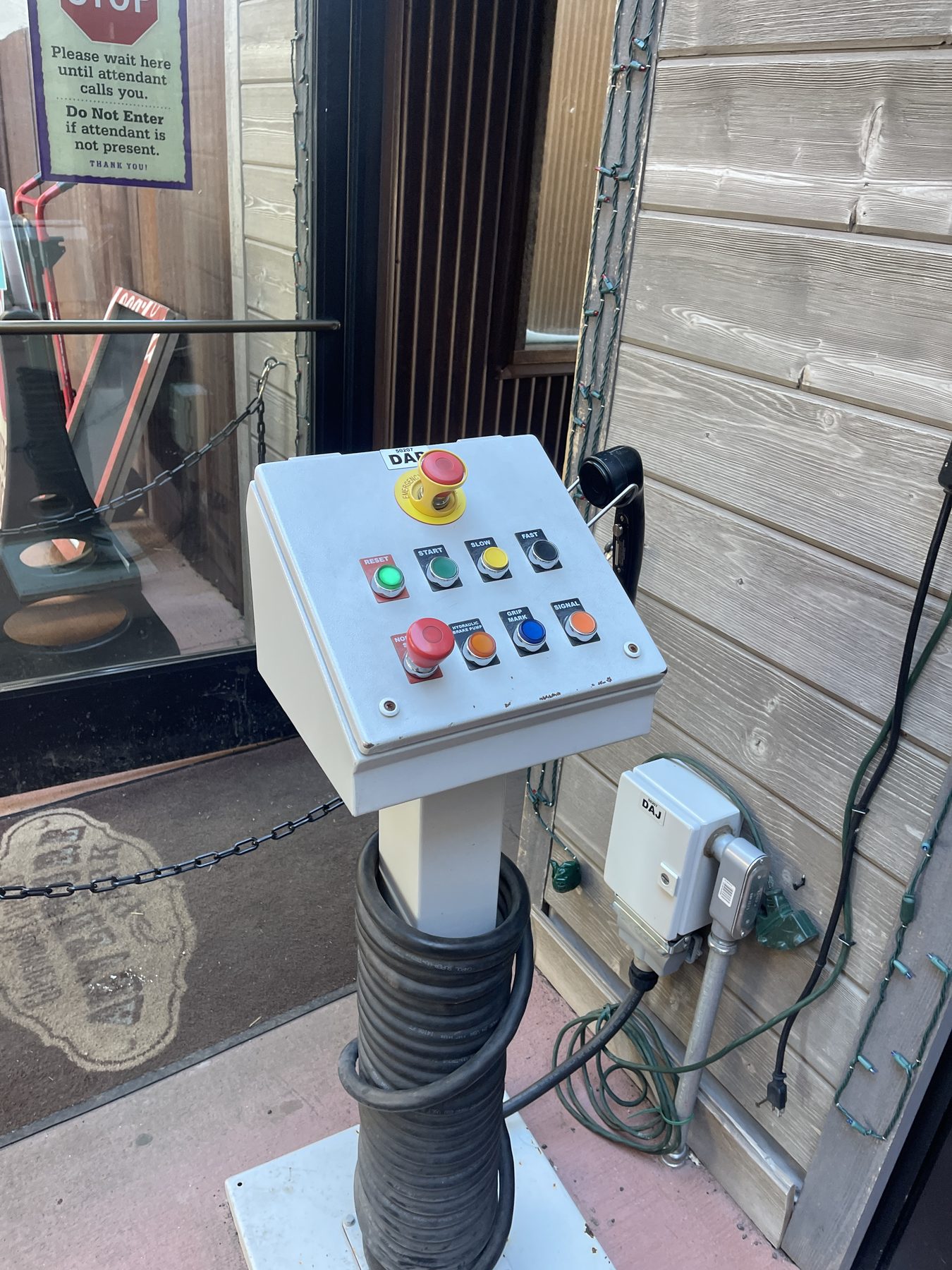 Controls, 27