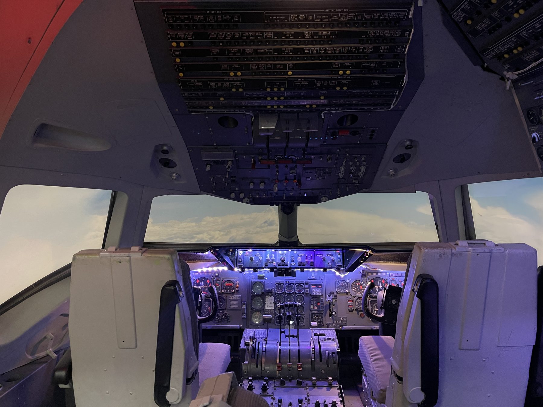 Airplane Cockpit Indicator Lights