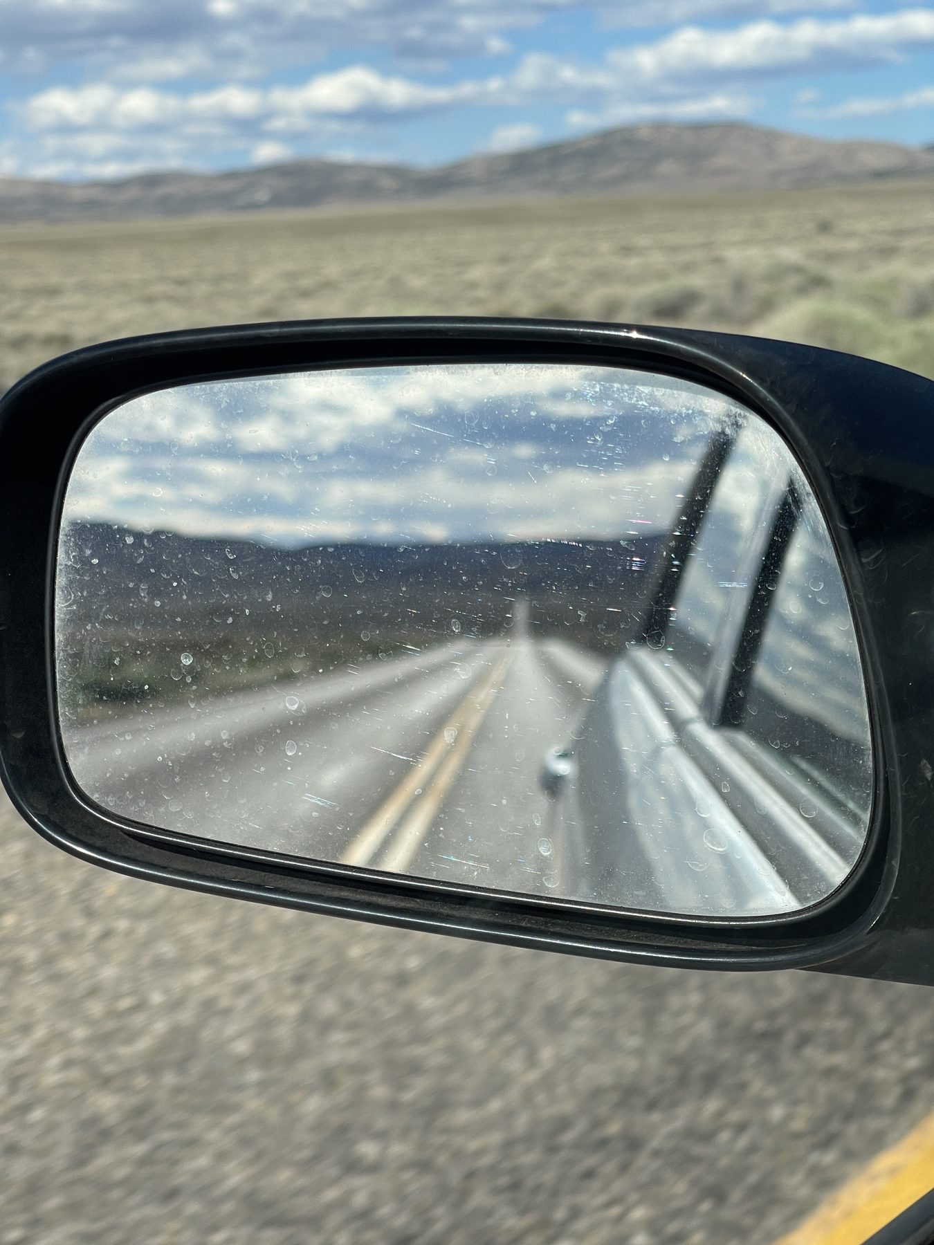 Wing mirror glancability